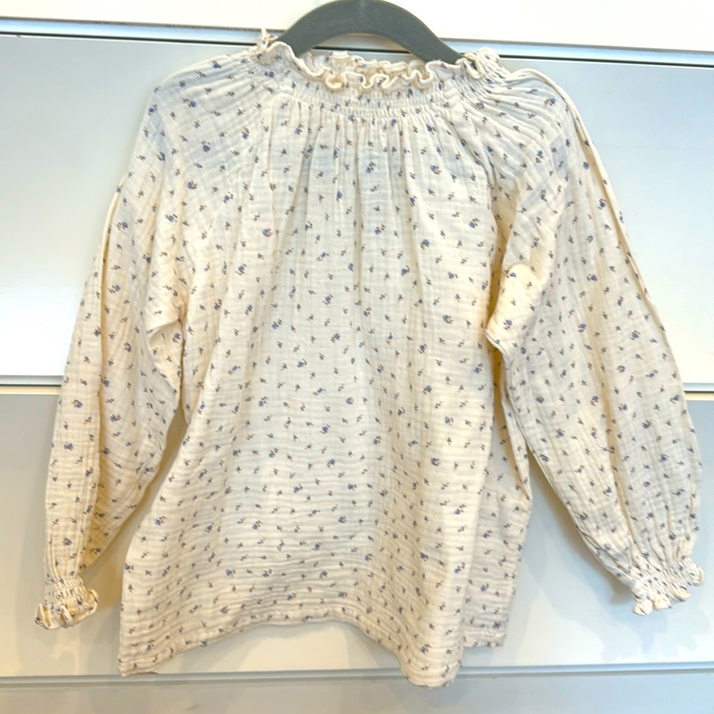 Flower pattern blouse